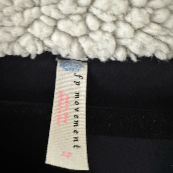 fp movement Free People Black and Gray Sherpa Pullover with pockets - Picture 3 of 6